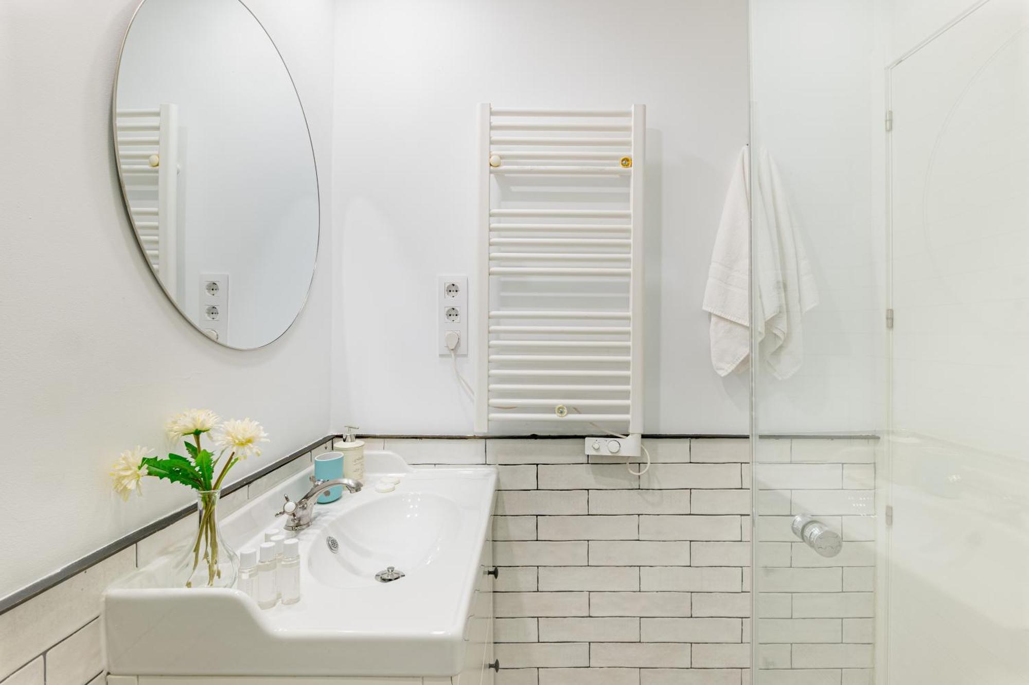 Vintage Apartment Near Puerta Del Sol Madrid Kültér fotó